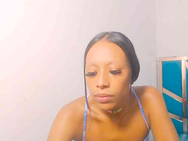 bitch-naughty webcam