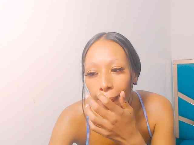 bitch-naughty webcam