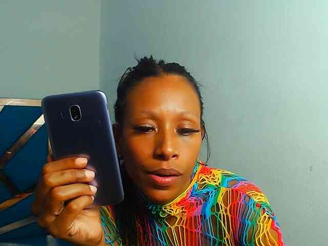 bitch-naughty webcam