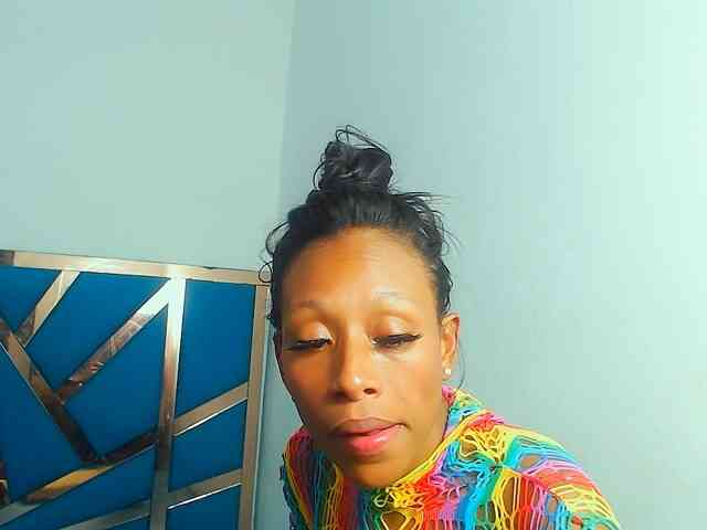 bitch-naughty webcam