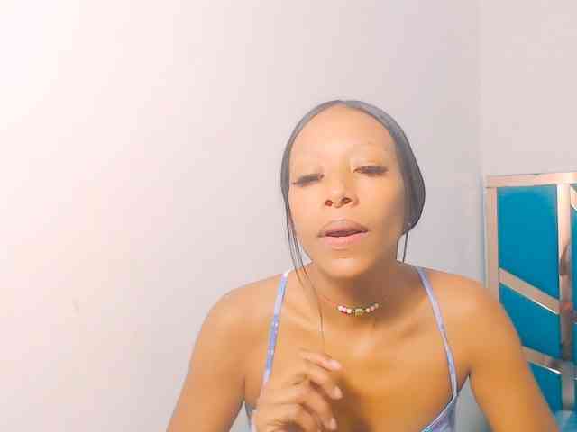 bitch-naughty webcam