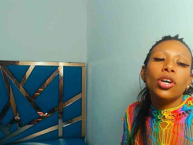 bitch-naughty webcam