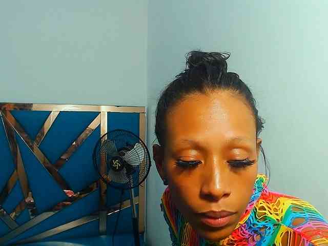 bitch-naughty webcam