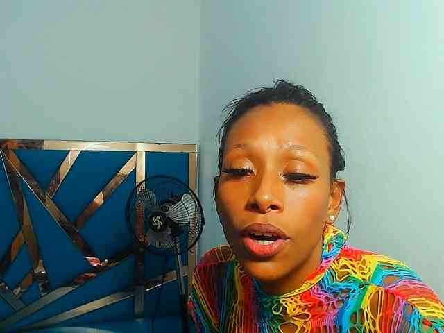 bitch-naughty webcam