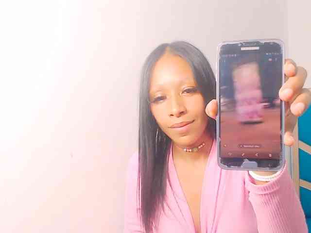 bitch-naughty webcam