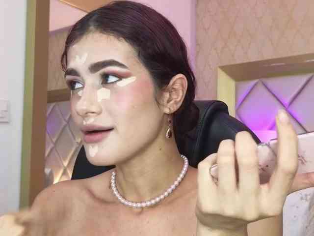 AlissMoon webcam