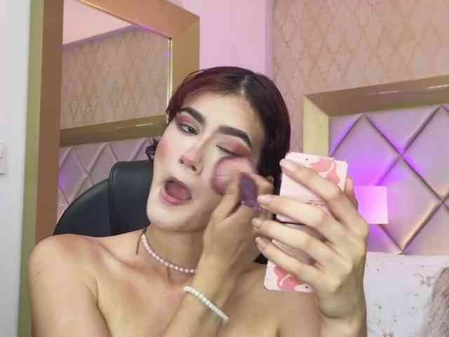 AlissMoon webcam