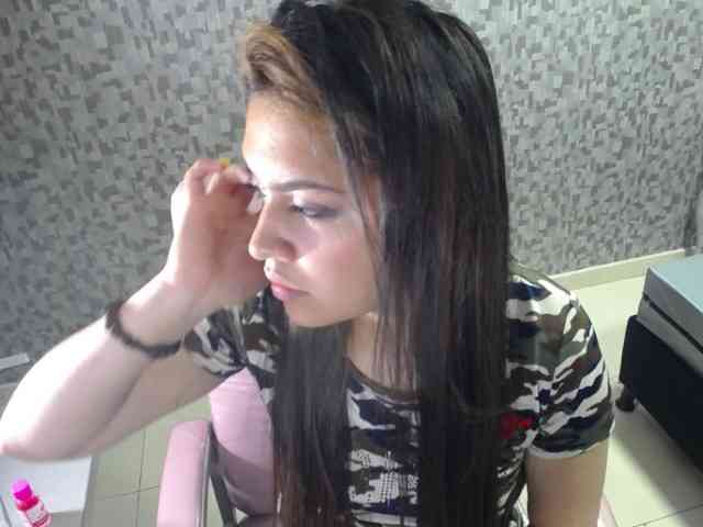 CrisstalPink webcam
