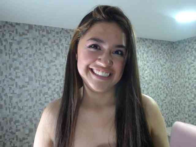 CrisstalPink webcam