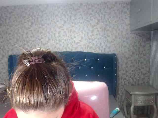 CrisstalPink webcam
