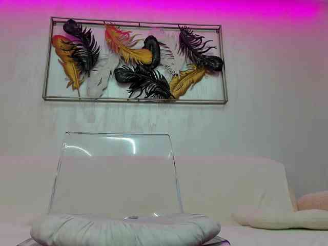 VikaFever webcam