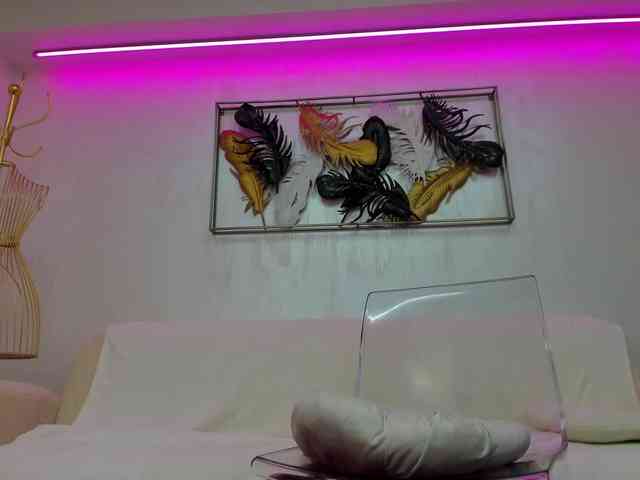 VikaFever webcam