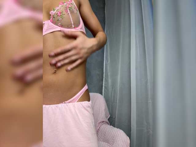 Vai a chattare su Viki-05 Viki-05