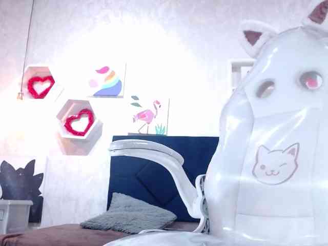 roxxanavelmont1 webcam