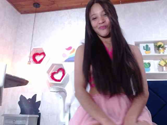 roxxanavelmont1 webcam