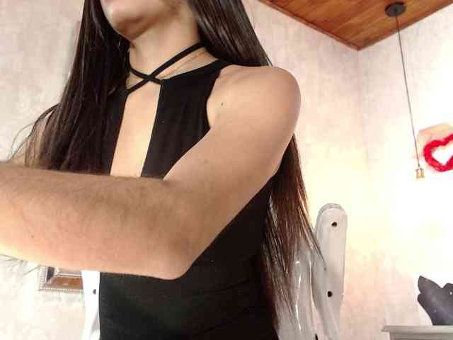 roxxanavelmont1 webcam