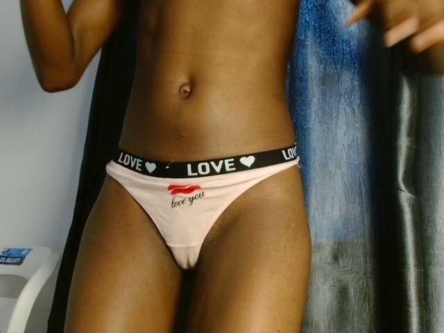 Sweetpussy135 Live Cam on BongaCams