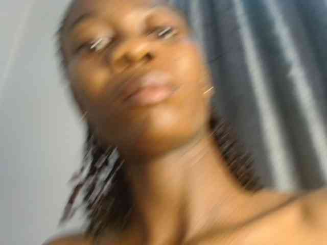 Sweetpussy135 webcam