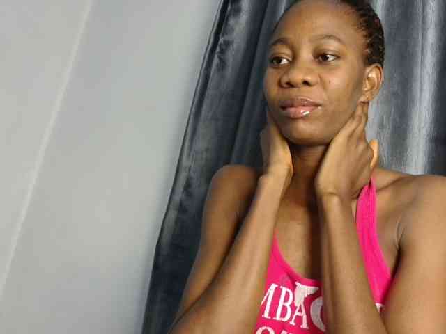 Sweetpussy135 webcam