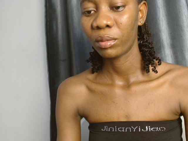 Sweetpussy135 webcam