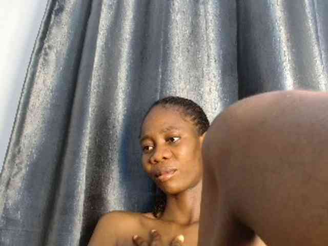 Sweetpussy135 webcam