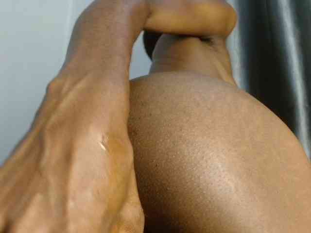 Sweetpussy135 webcam