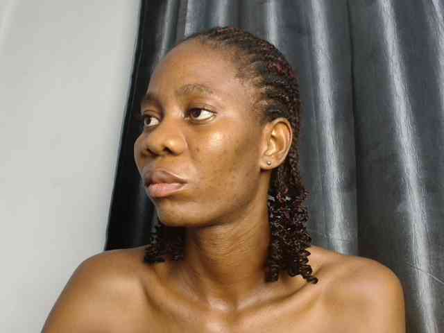 Sweetpussy135 webcam