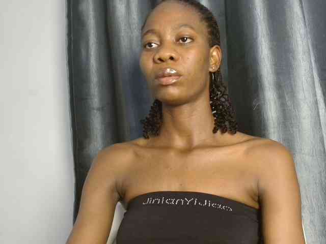 Sweetpussy135 webcam