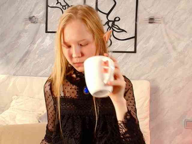 LiandraNelson webcam