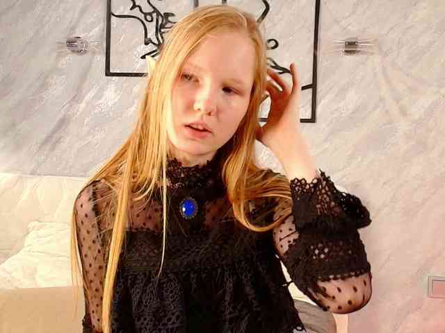 LiandraNelson webcam