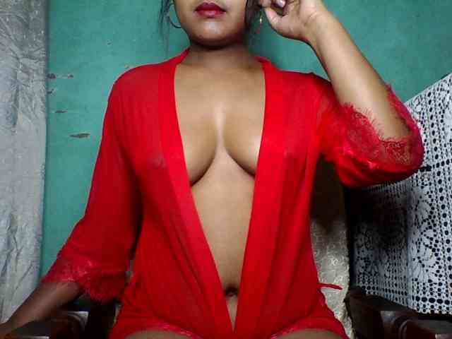 justine33 webcam