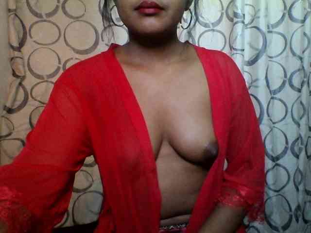 justine33 webcam