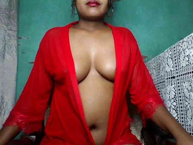 justine33 webcam