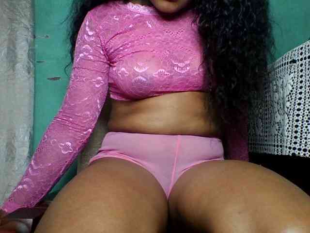 justine33 webcam