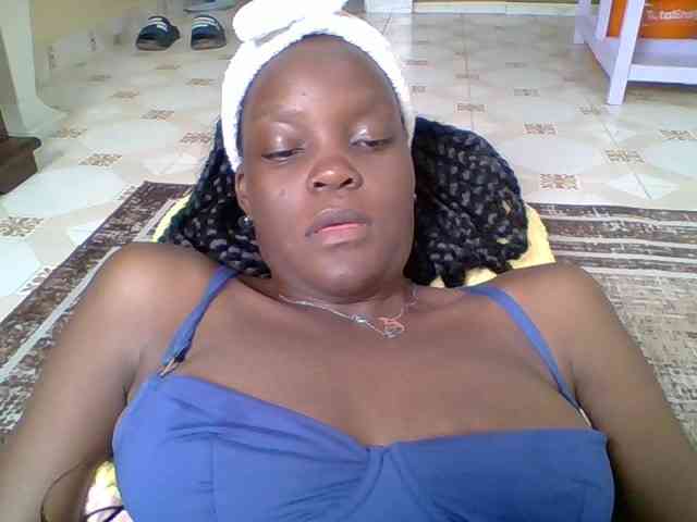 sweet-yummy-gurl webcam