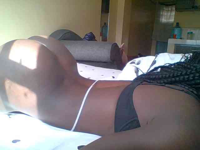 sweet-yummy-gurl webcam