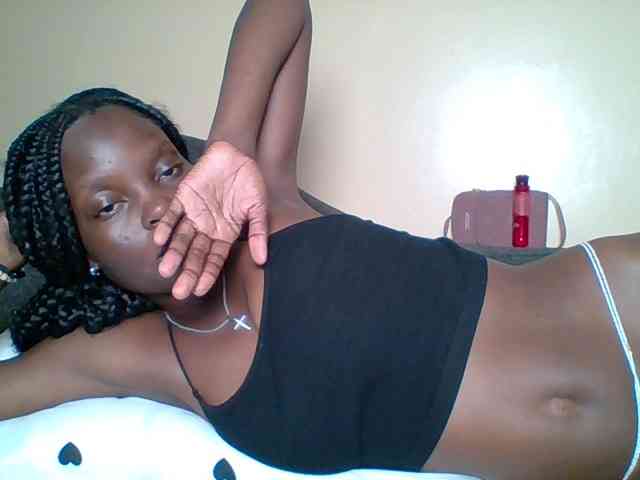 sweet-yummy-gurl webcam