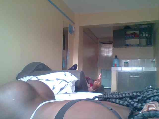 sweet-yummy-gurl webcam