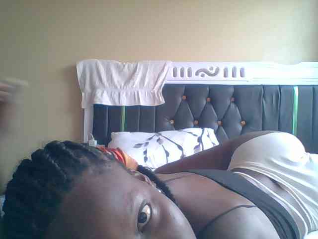 sweet-yummy-gurl webcam