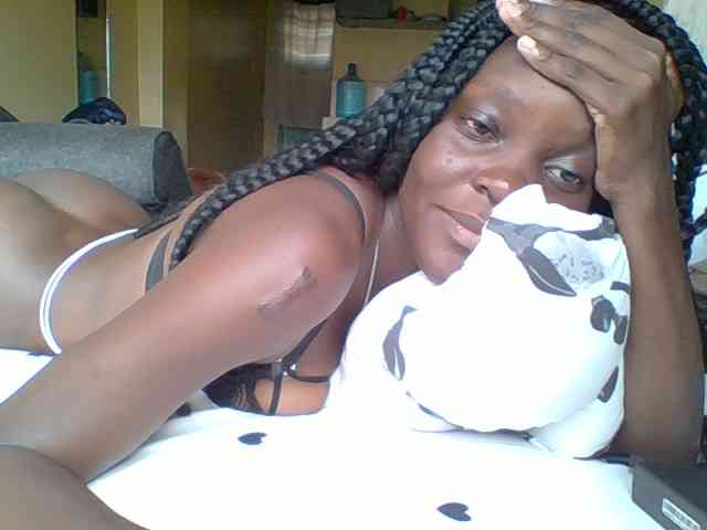 sweet-yummy-gurl webcam