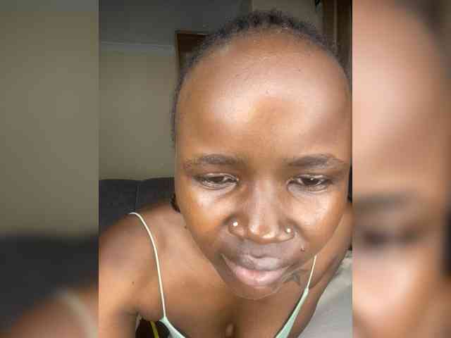 Ebonymistress webcam