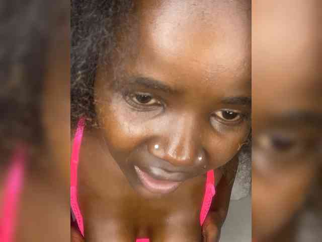 Ebonymistress webcam