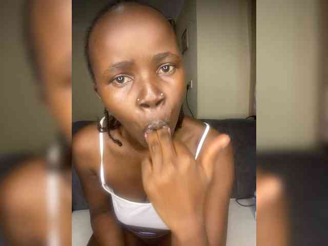 Ebonymistress webcam