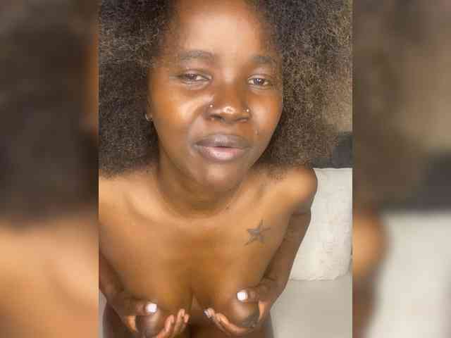 Ebonymistress webcam