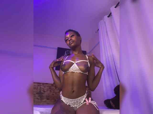 SplasherQueen webcam