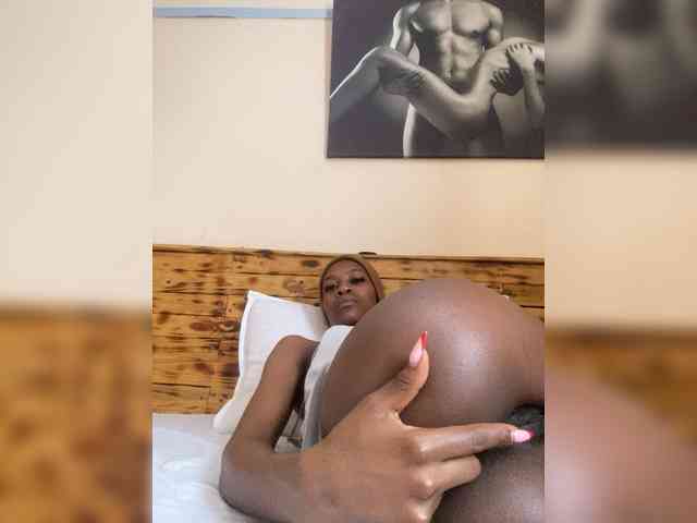 SplasherQueen webcam