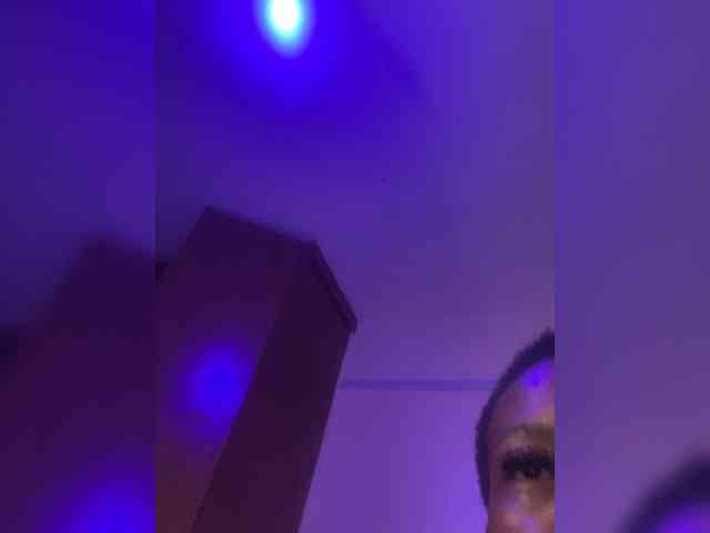 SplasherQueen webcam