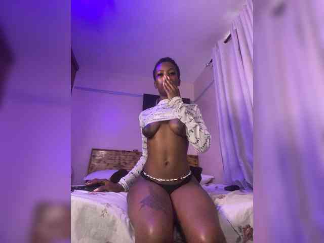 SplasherQueen webcam