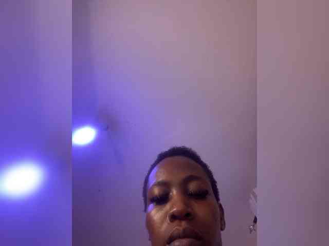 SplasherQueen webcam