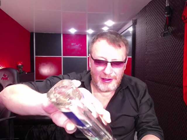 Entrez le videochat erotique avec le
modèle MasterAndMargarita MasterAndMargarita